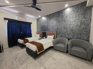hotel srs manor