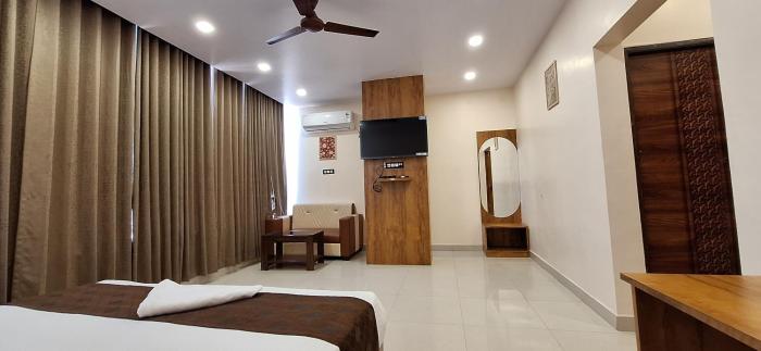 new hotel sun international