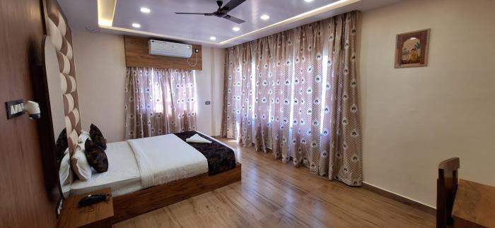 new hotel sun international