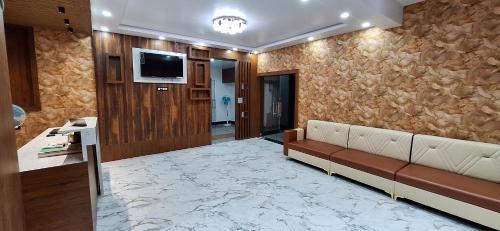 new hotel sun international
