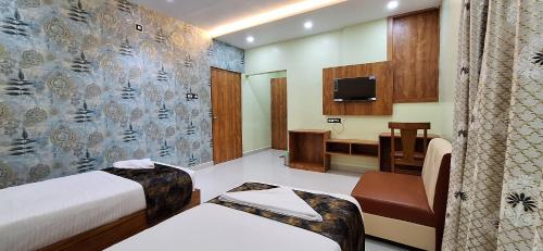 new hotel sun international