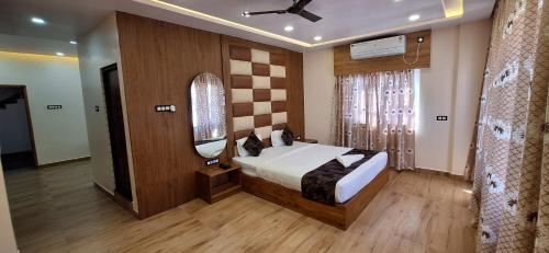 new hotel sun international