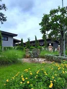 the aiyararin resort