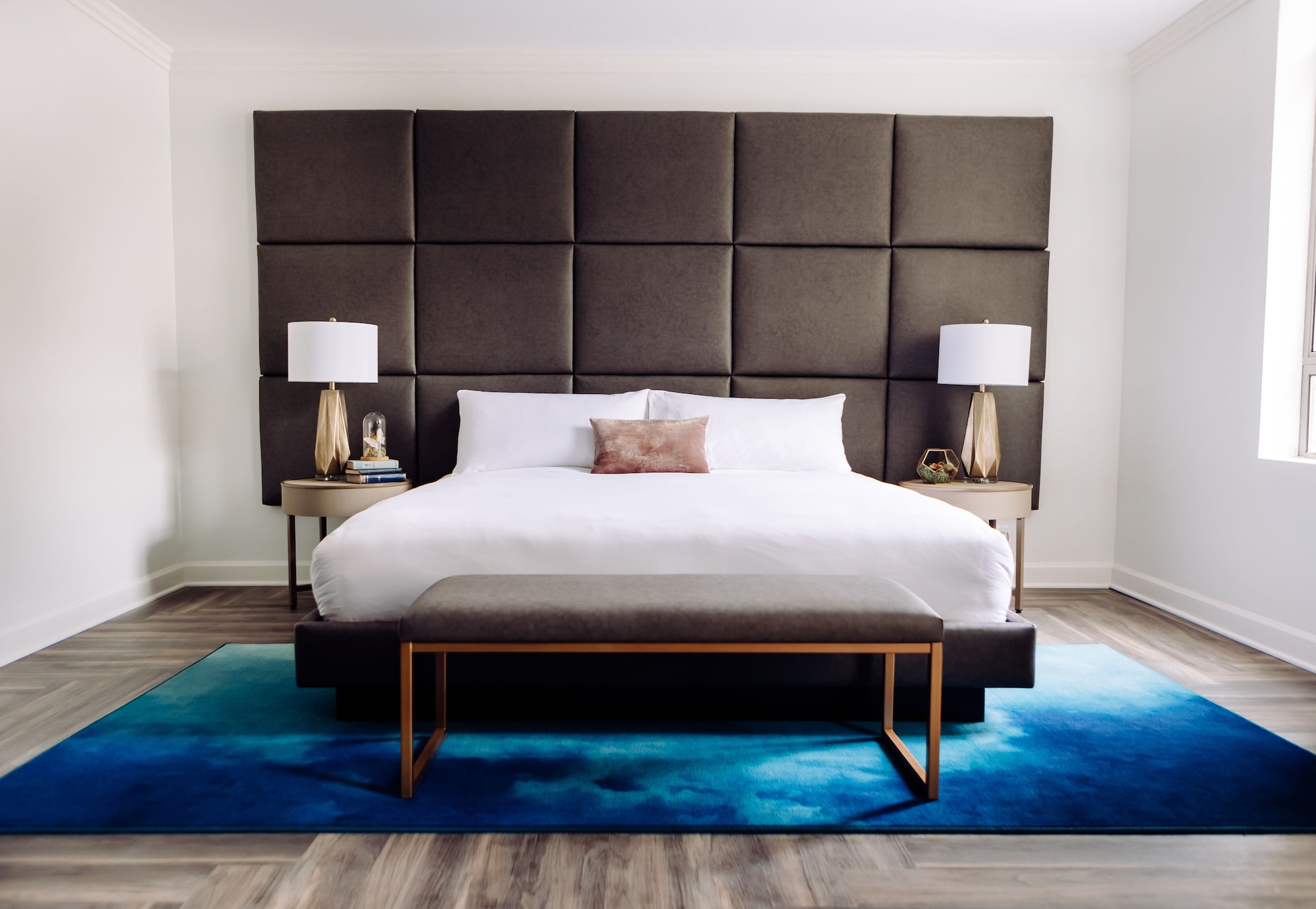hotel deco omaha tapestry collection by hilton