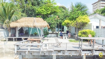 gao sailor mezz beachfront