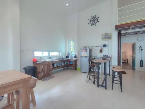 gao sailor mezz beachfront