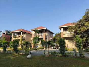 the bhagvati resort