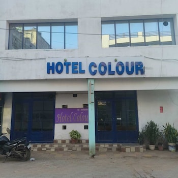 hotel colour