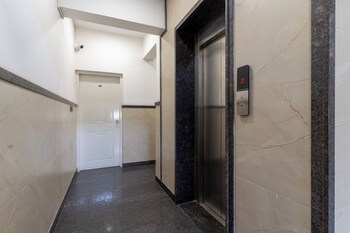 hotel metro grand