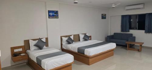 hotel royal elite