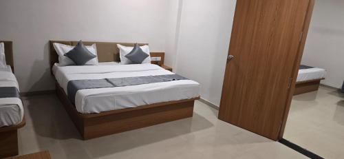 hotel royal elite