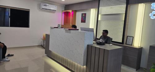 hotel royal elite