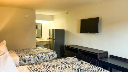 studio 6 suites dallas tx loop 12 west