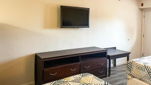 studio 6 suites dallas tx loop 12 west