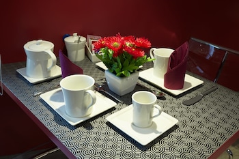 Hospitality Hotel Palermo,,3 star