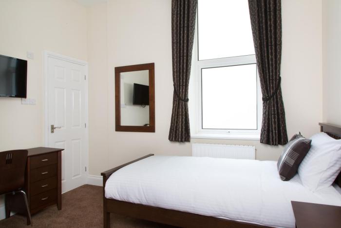 the grosvenor plymouth