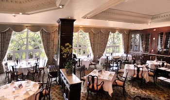 the green park boutique hotel and grand suites chapultepec parkfront