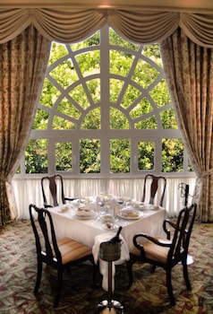 the green park boutique hotel and grand suites chapultepec parkfront