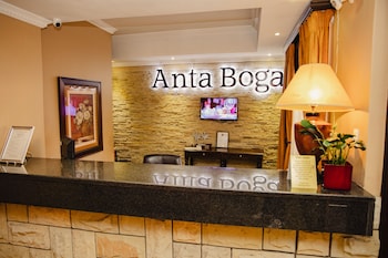 premier hotel anta boga