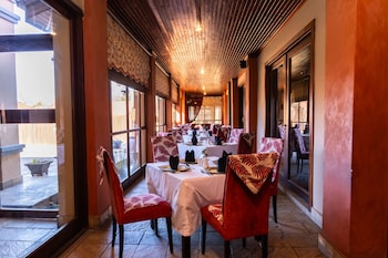 premier hotel anta boga