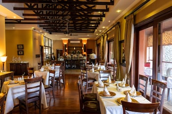 premier hotel anta boga