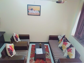 Happy Stay Service Apartment,,3 star