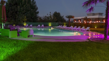 osh hotel luxury