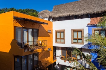 casa loteria sayulita family boutique hotel with restaurant rooftop yoga pool and free parking 3 min to beach