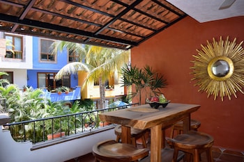 casa loteria sayulita family boutique hotel with restaurant rooftop yoga pool and free parking 3 min to beach