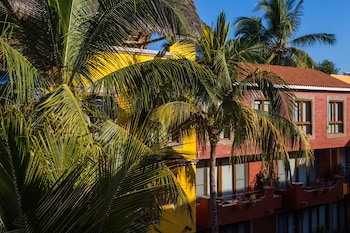 casa loteria sayulita family boutique hotel with restaurant rooftop yoga pool and free parking 3 min to beach