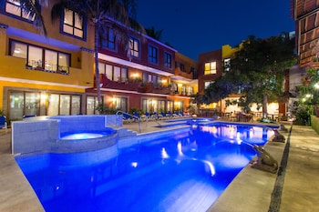 casa loteria sayulita family boutique hotel with restaurant rooftop yoga pool and free parking 3 min to beach
