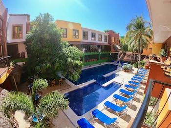 casa loteria sayulita family boutique hotel with restaurant rooftop yoga pool and free parking 3 min to beach