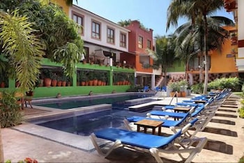 casa loteria sayulita family boutique hotel with restaurant rooftop yoga pool and free parking 3 min to beach