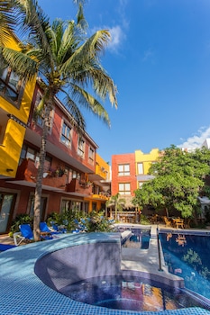 casa loteria sayulita family boutique hotel with restaurant rooftop yoga pool and free parking 3 min to beach