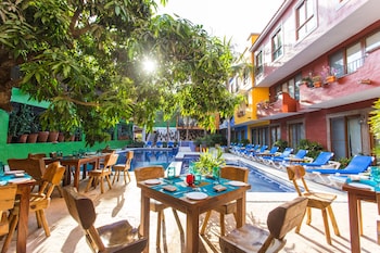 casa loteria sayulita family boutique hotel with restaurant rooftop yoga pool and free parking 3 min to beach