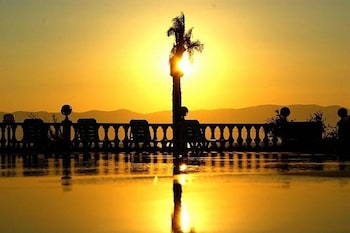 Cesme Farm Hotel,,4 star