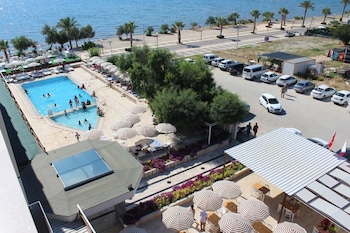 cesme farm hotel