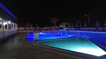cesme farm hotel