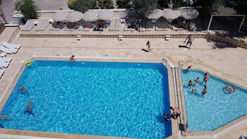 cesme farm hotel