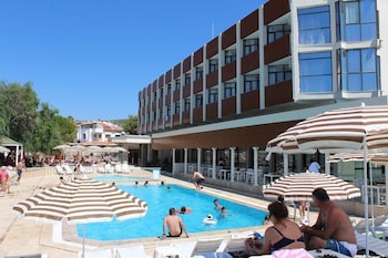 cesme farm hotel