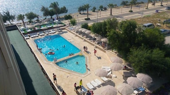 cesme farm hotel