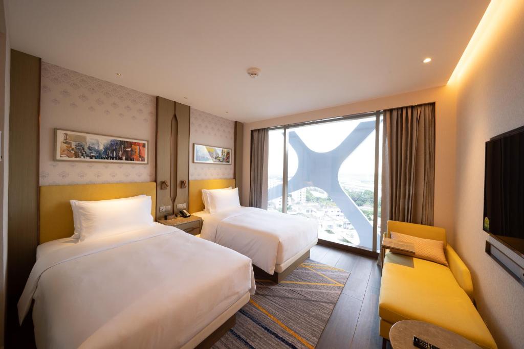 hyatt place dhaka uttara