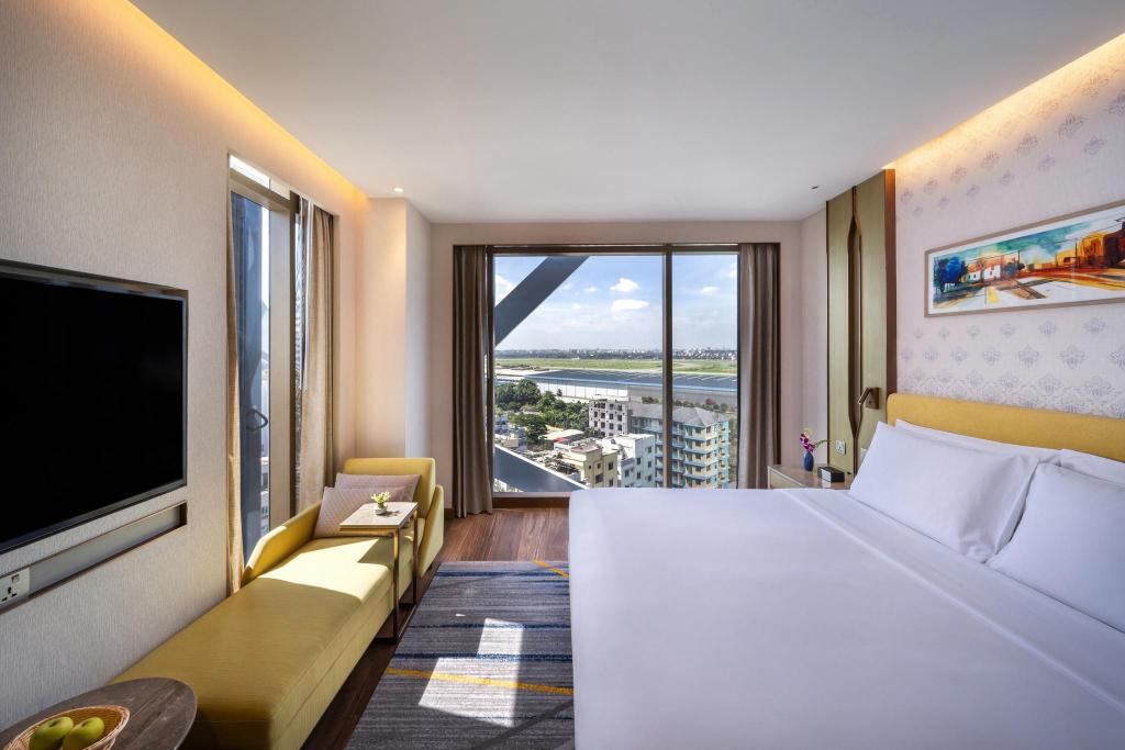 hyatt place dhaka uttara