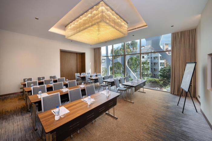 hyatt place dhaka uttara