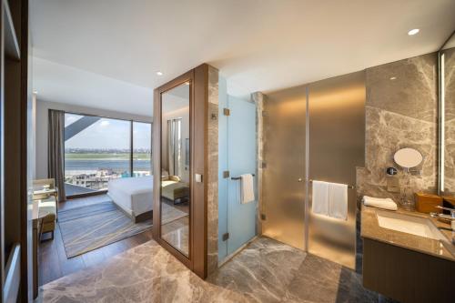 hyatt place dhaka uttara
