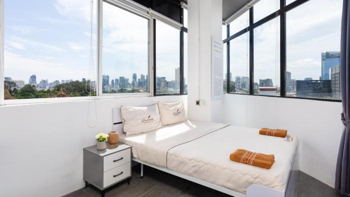 sky hotel central phnom penh rooms and apartments