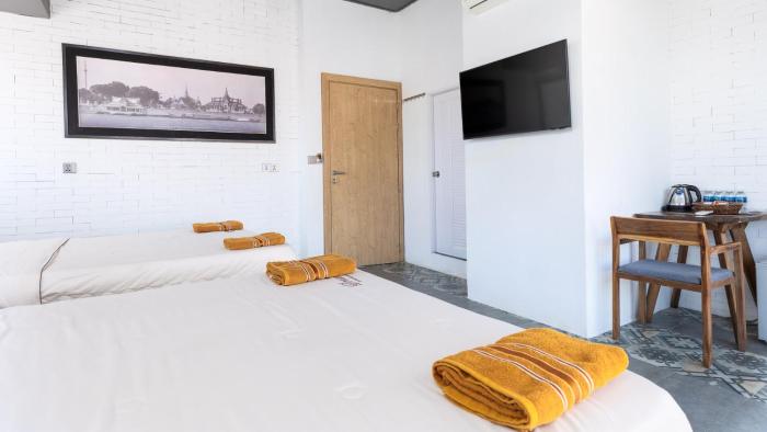 sky hotel central phnom penh rooms and apartments