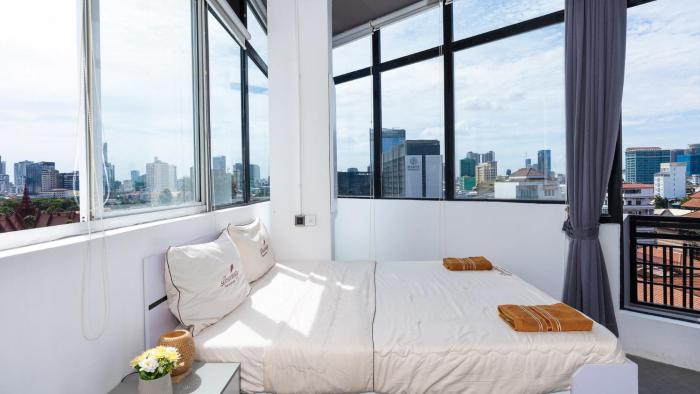 sky hotel central phnom penh rooms and apartments