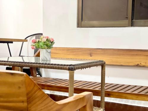 sky hotel central phnom penh rooms and apartments