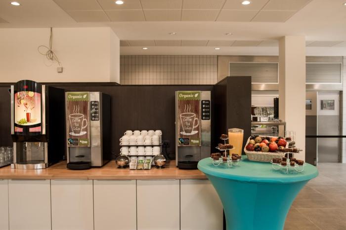 generation europe youth hostel